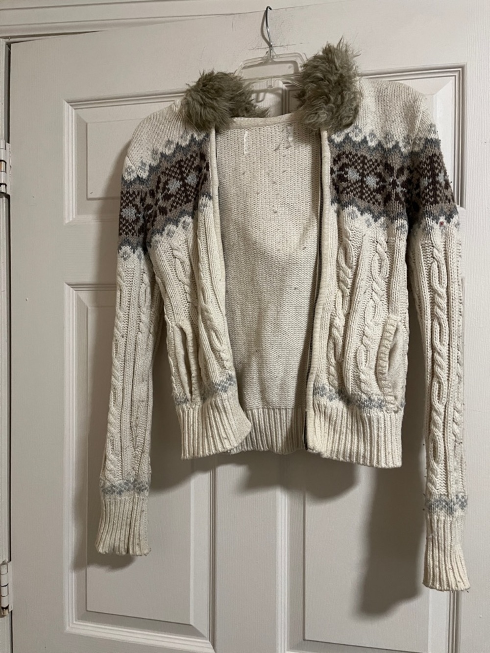 Cream Cable Knit Zip-Front Sweater with Faux Fur Collar